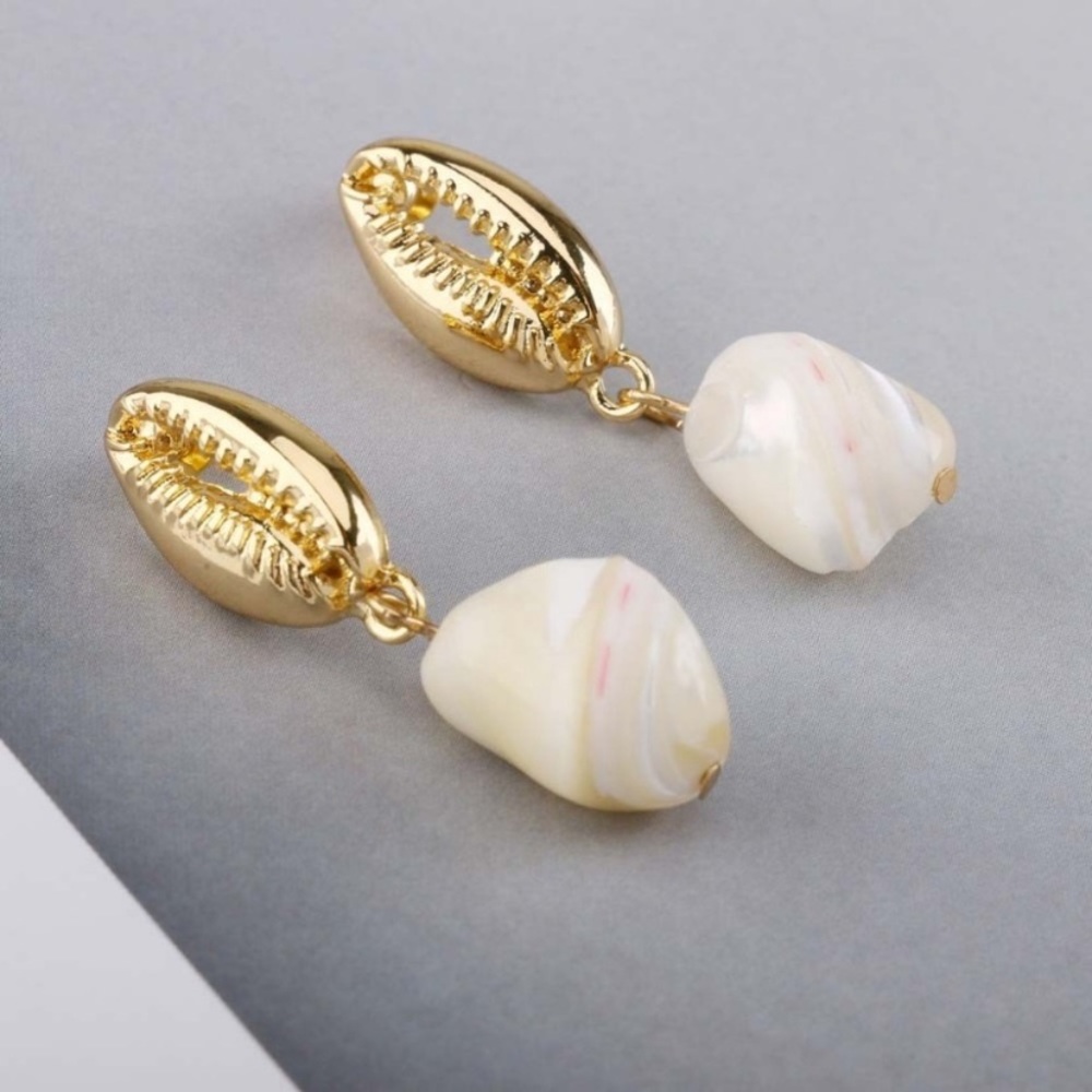 Mermaid natural shell gold stud post back dangle earrings - Picture 3 of 7